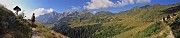 12 Sul sent. 101 alle Baite Fontanini (1905 m) bella vista verso San Simone-Baita del camoscio- Pegherolo-Cavallo